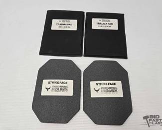 1680  2 Strike Face Armored Plates  2 Trauma Pads