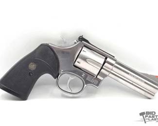 300  Smith  Wesson 686 .357 Double Action Revolver