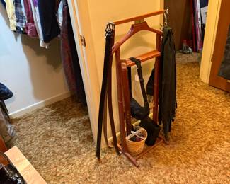 Belts and valet