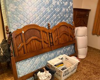 King size bed, frame and matresses