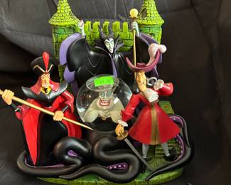 Unique, Disney collectibles