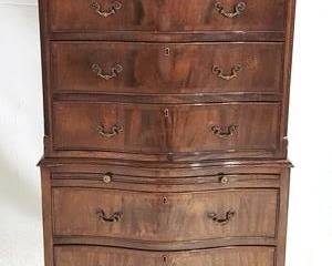 4006 - Bow Front Mahogany Chest on Chest 2 part form, splay leg, pull out surface 61 x 30 x 19
