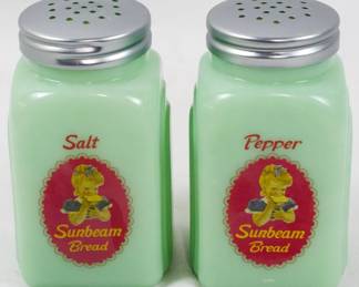 1132 - Jadeite Sunbeam Salt and Pepper Shakers 4"
