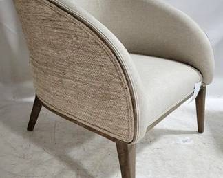 4190 - Furniture Classics Thomas Montgomery Arm Chair 31 x 29 x 24
