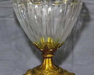 717 - Martin Benito Design Centerpiece 10.5x10"
