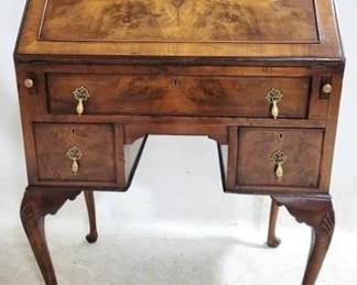 4012 - Walnut Ladies Queen Anne Secretary slant lid 41 x 30 x 18
