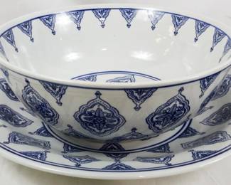 1180 - Blue & White Bowl and Platter 6x17"
