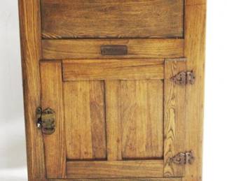 2194 - 2 Door Vintage Oak Icebox 43 x 25 x 18
