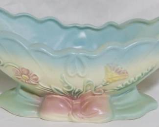 2939 - Hull Pottery Bow Knot Oval Bowl 5x14x6
