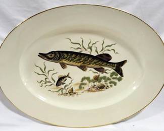 382 - Bavaria Germany Pike Fish Oval Gold Rim Platter 18 x 13.5 - Vintage 1950's
