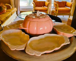 Pink lazy Susan