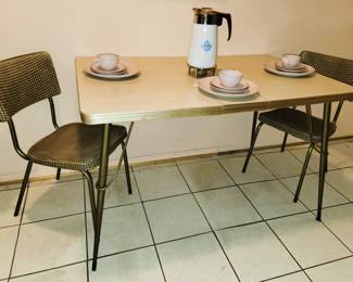 Formica table set