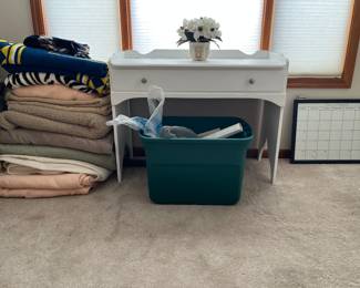 White table, lots of blankets