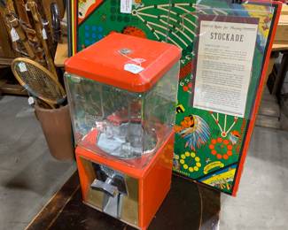Gumball machine