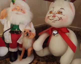 Annalee dolls / figurines