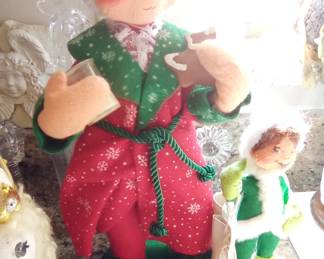 Annalee dolls / figurines