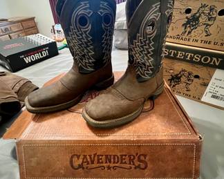 Cavender's Boots- New in Box- $50