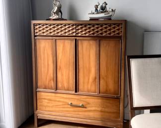 MID CENTURY MODERN DRESSERS