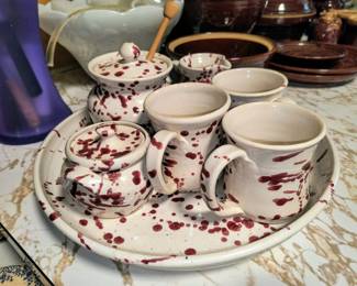Albright pottery set