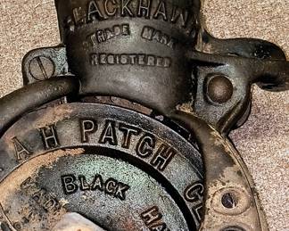 Blackhawk corn sheller