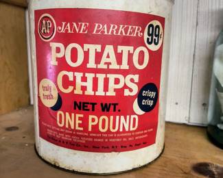 A&P potato chip can