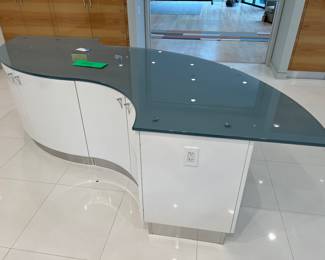 White island with a black countertop