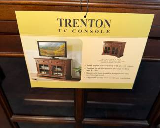 NEW TRENTON TV STAND 