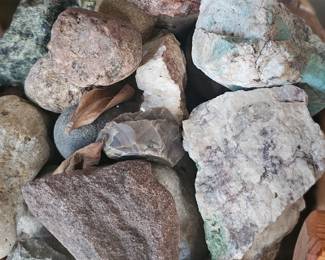 lots of rocks, Fossis and gems