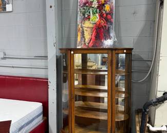 Vintage Display Cabinet and Artwork Orlando