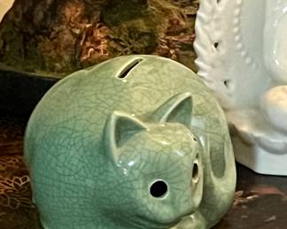 Vintage Tiffany&Co ceramic cat bank