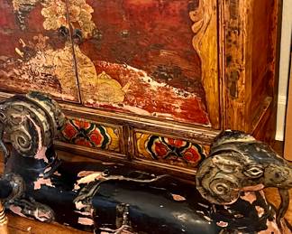 Antique Tibetan rams head base