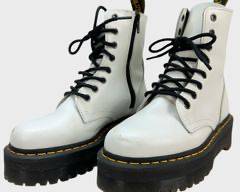 DOC MARTENS