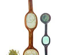 carved jade sceptors