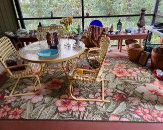 Florida room, VTG patio set