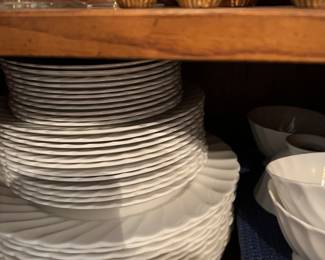 Swirl white dishes