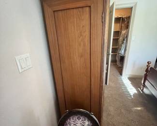 Metal tea table