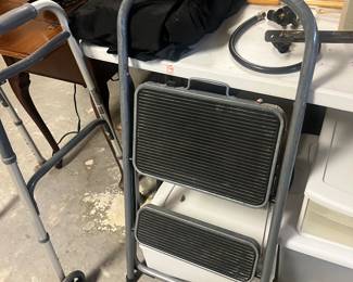 Step ladder