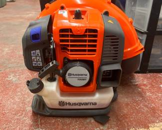 Husquvarna 150BT Leafer Blower -lightly used