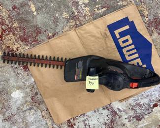 Electric Corded Hedger