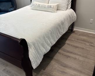 Queen Sleigh Bed Bedroom set (Bed, dresser w mirror, Chest and 2 night stands(Not pictured))                        