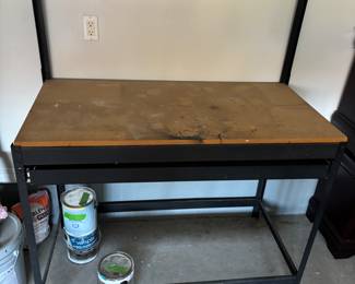 Work bench 48.5”w 24.5”d 59”t top shelf and drawer.   $ 100.00