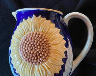 Sweet medium sized sunflower pitcher.   Kansas proud!