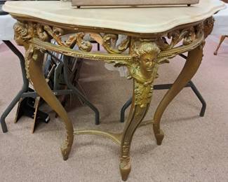 Great design w/ small piece of trim missing