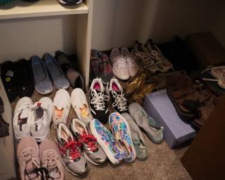 shoes-women's size 8 1/2