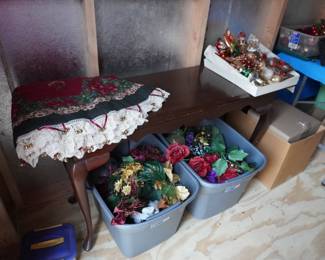 floral, sofa or entry table, Christmas decor