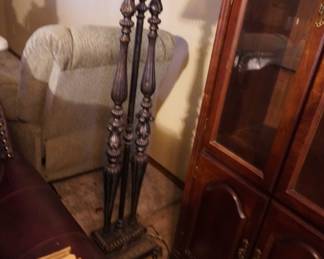 floor lamp