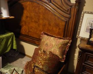 king bed