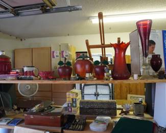 Red Fostoria canister, apples, 