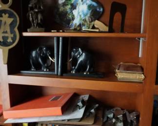 bookends, fans, books, clipboards