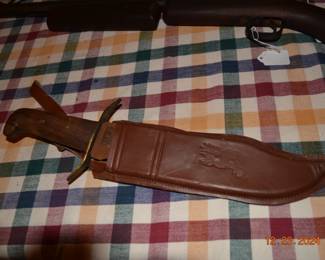 Hunting knife and scabbard 